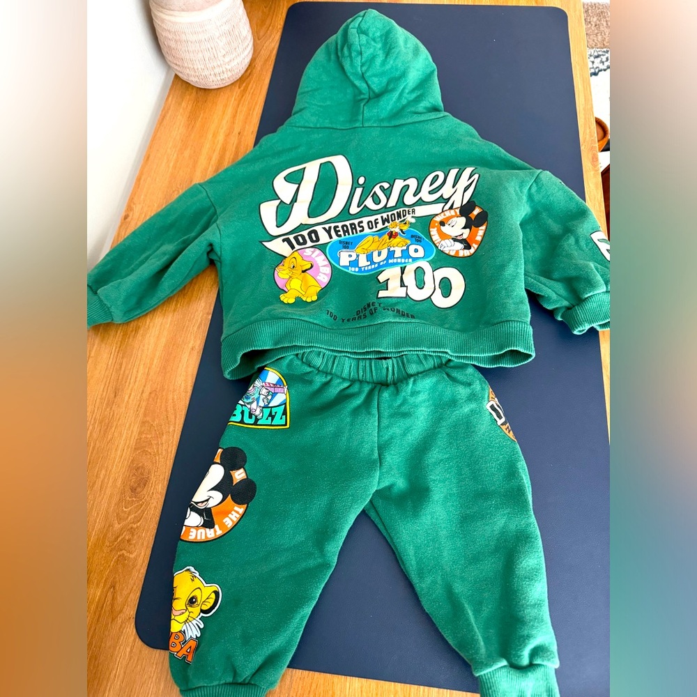 Green Zara Disney sweatsuit